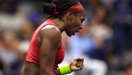  萨巴伦卡火力全开问鼎印第安维尔斯