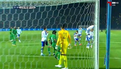  法国甲組足球聯賽呈现群雄逐鹿格局榜首多次易主