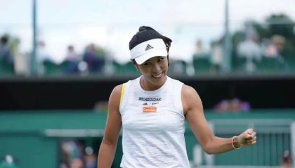  莱巴金娜温网次轮出局，种子选手遭遇滑铁卢