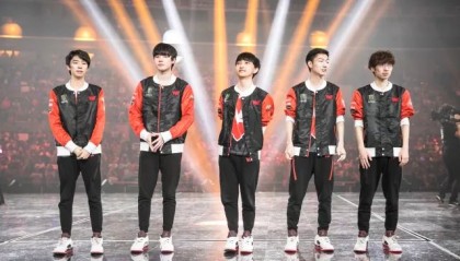  电竞嘉年华盛大开幕，万千玩家共襄盛举