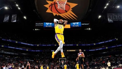  太阳保罗精准传导盘活全队攻势