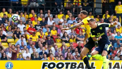  升班马展锋芒，主场力克传统豪强