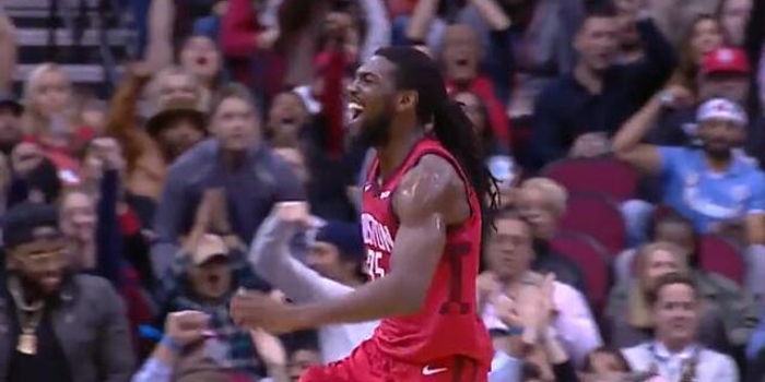  老将复出首秀砍下两双引喝彩