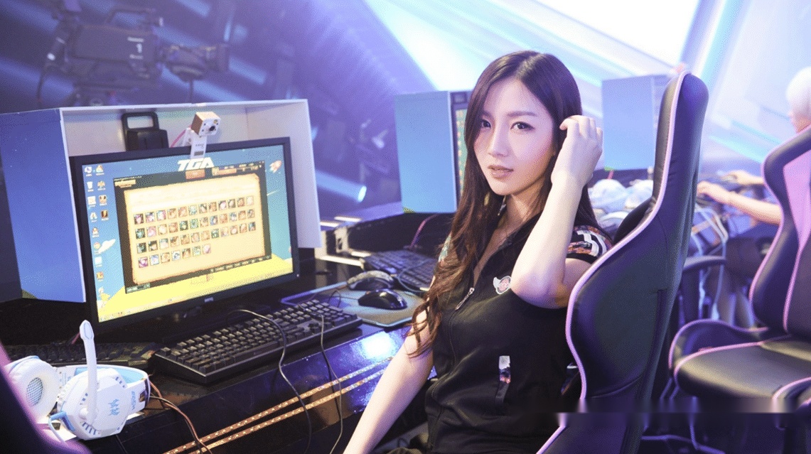  电竞女子战队崛起展现巾帼风采  