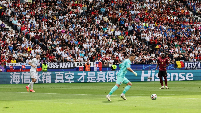  防守反击成关键，弱旅爆冷胜豪强