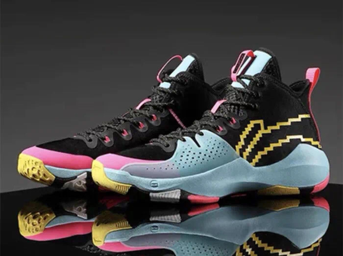  篮球鞋科技再升级，助力球员突破极限